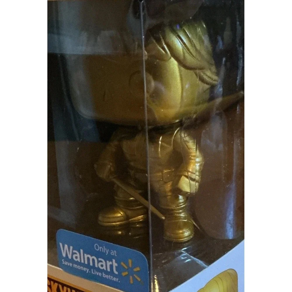 Funko Pop! Luke‎ Skywalker 93 Walmart Exclusive Gold Star Wars Disney Vinyl Toy